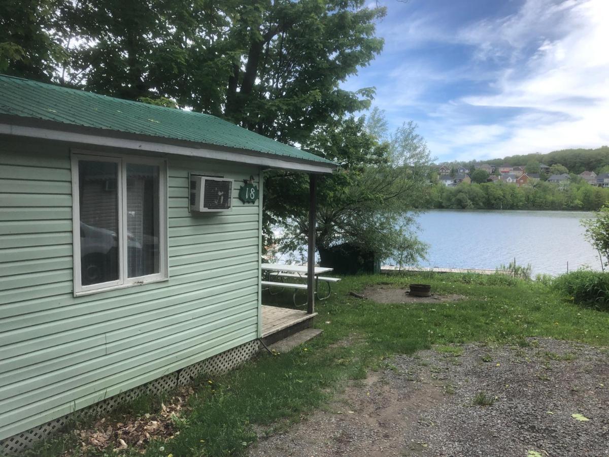 Camping Chalets Lac St-Augustin Quebec Exteriér fotografie