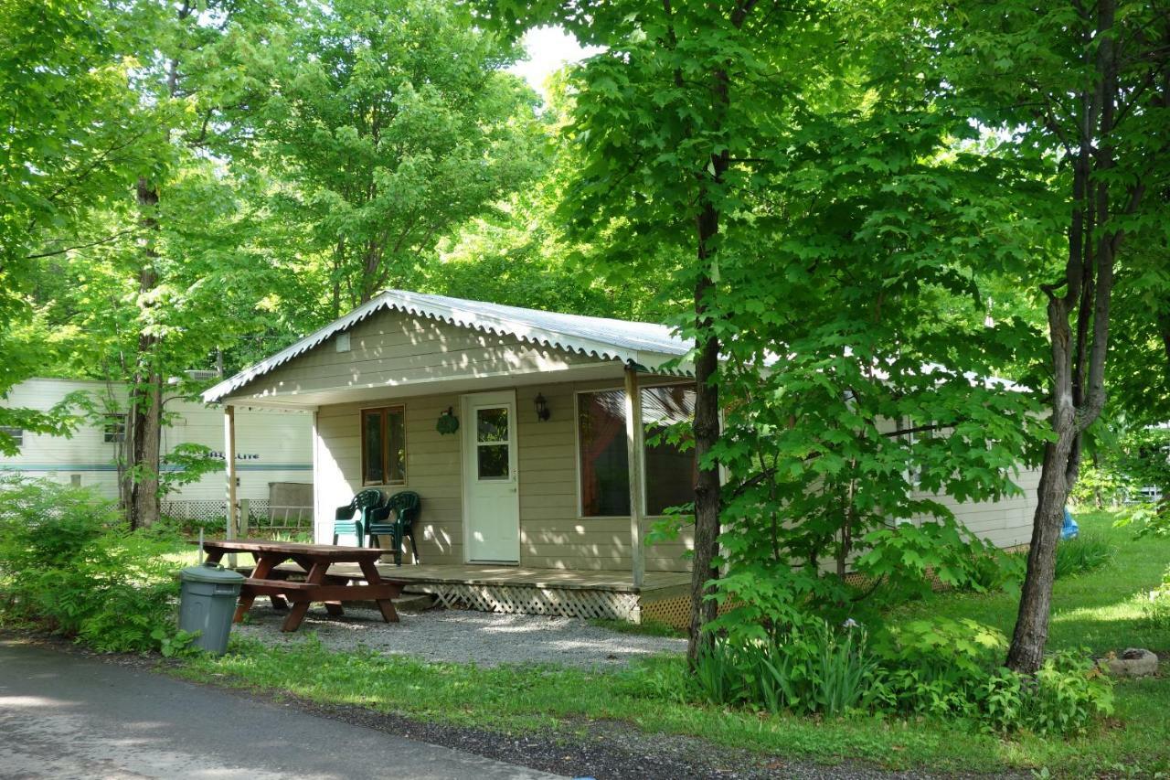 Camping Chalets Lac St-Augustin Quebec Exteriér fotografie